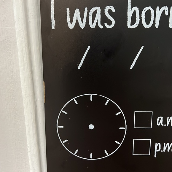 Birth announcement chalkboard sign with twine jute rope ‘hello my name is’ - Picture 5 of 7